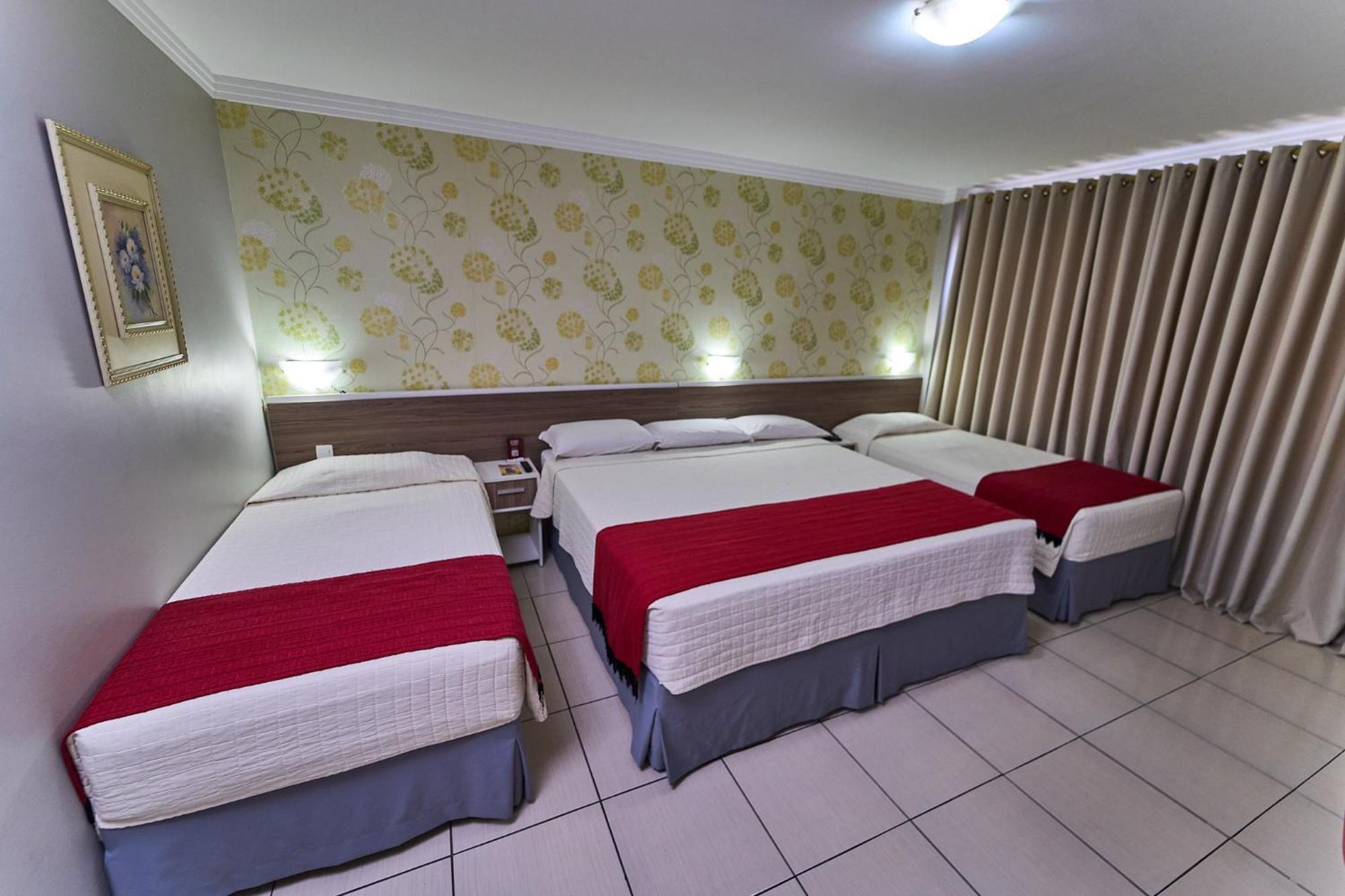 Foz Plaza Hotel 4*
